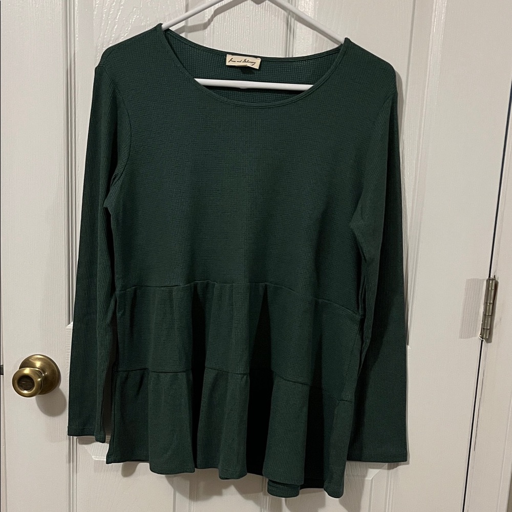 Green peplum style top size medium